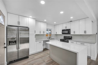 525 Essex Dr W, Las Vegas, NV 89107