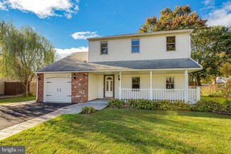 621 Saxony Dr, Fairless Hills, PA 19030