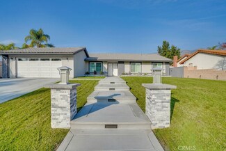 2007 E Redwood Dr, Glendora, CA 91741