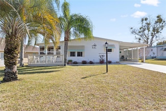 906 Beechwood Ave, Lady Lake, FL 32159