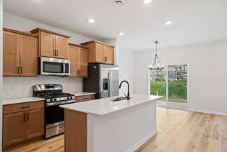 13621 Busch Cir, Rogers, MN 55374