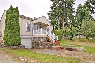 3110 18th St, Everett, WA 98201