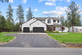6482 Lakeview Dr, Nine Mile Falls, WA 99026