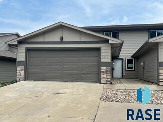 6516 W 6th Place, Sioux Falls, SD 57107