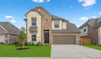 1939 Parks Edge Ln, Angleton, TX 77515