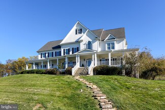 15950 Bridlepath Ln, Paeonian Springs, VA 20129