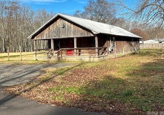180 S 3rd St, Humnoke, AR 72072