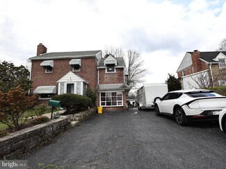 656 S Chester Rd, Swarthmore, PA 19081