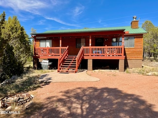 1990 Red Deer Run, Overgaard, AZ 85933