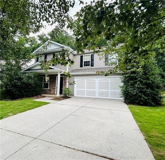 2920 Centerglen Ln, Cumming, GA 30040