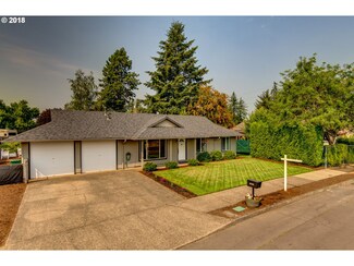 19831 NE Davis St, Portland, OR 97230
