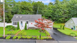 24 Gosselin Rd, Nashua, NH 03062
