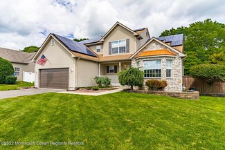 26 Stonegate Dr, Tuckerton, NJ 08087