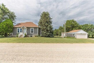 6988 Otter Creek Rd E, Junction City, KS 66441