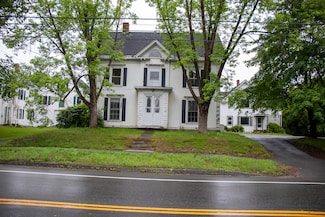85 Main St, Thomaston, ME 04861