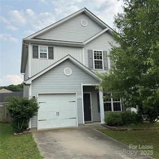 9013 Maidenhair Ct, Charlotte, NC 28215