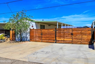 488 E Bluewater Dr, Parker, AZ 85344