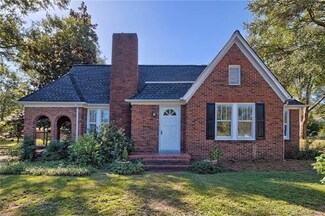 302 E Hilton St, Kershaw, SC 29067