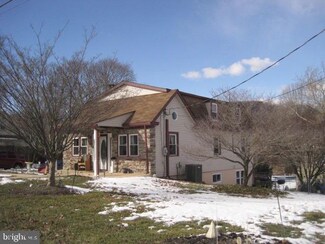 99 Miller Rd, Willow Street, PA 17584