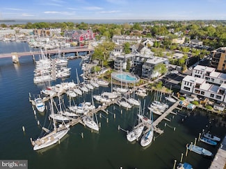 301 Burnside St Unit A 202, Annapolis, MD 21403