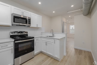 584 Main St Unit H, Middletown, CT 06457