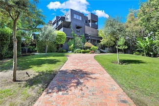 801 E Edgeware Rd, Los Angeles, CA 90026
