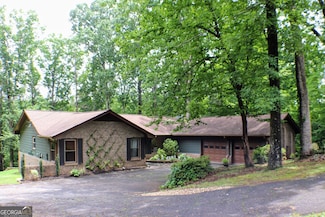 1310 Larkview Dr SW, Lilburn, GA 30047