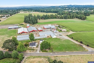 21303 S Central Point Rd, Oregon City, OR 97045