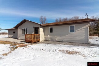 20241 549th Ln, Mankato, MN 56001