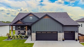 17662 Hammontree Dr, Clive, IA 50325