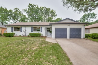 3042 Oxfordshire Ln, Dallas, TX 75234
