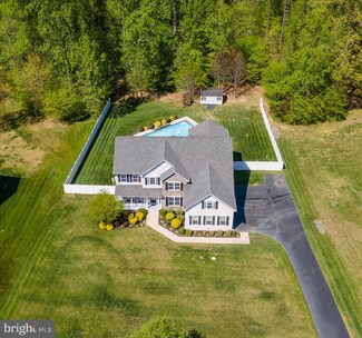 3734 Huntsman Dr, Huntingtown, MD 20639