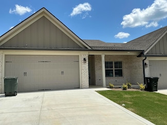 103 Stone Dr, Fort Oglethorpe, GA 30736