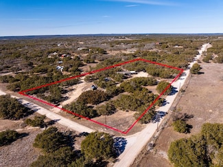 138 Spanish Oak Trail, Harper, TX 78631