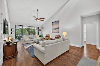 13232 Harbour Ridge Blvd Unit 8B, Palm City, FL 34990