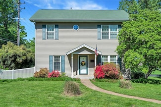 887 Dickson St, Saint Louis, MO 63122