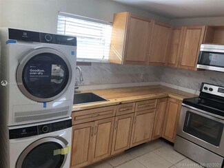 4235 N University Dr Unit 306, Sunrise, FL 33351