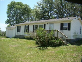 872 NW 50 Hwy, Centerview, MO 64019