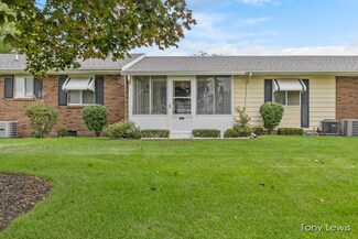 5832 Leisure South Dr SE, Grand Rapids, MI 49548