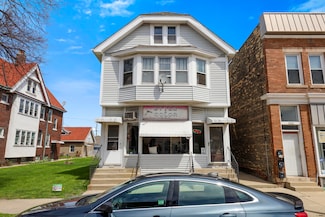 2904 W Arthur Ave, Milwaukee, WI 53215