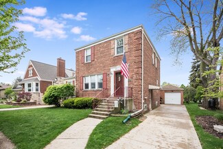 9728 S Lawndale Ave, Evergreen Park, IL 60805