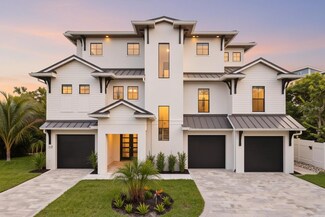 226 Garden Ln, Sarasota, FL 34242