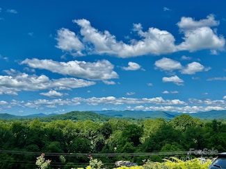 271 Mountain Morning Ln Unit 41, Hendersonville, NC 28739