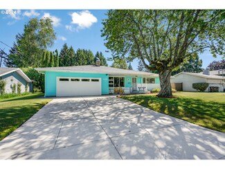 1334 NW 4th St, Gresham, OR 97030