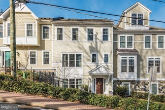122 Mount High St, Occoquan, VA 22125