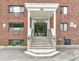 44 Lafayette Ave Unit 507, Chelsea, MA 02150