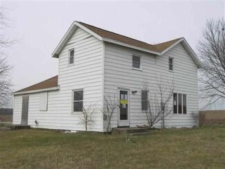 973 N 850 E, Pierceton, IN 46562