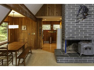 42 Upper Grandview Dr, Woodstock, NH 03262