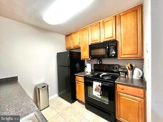 10300 Appalachian Cir Unit 7-202, Oakton, VA 22124