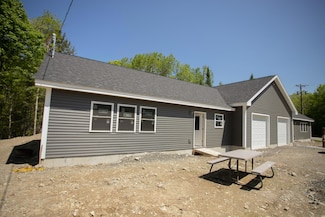 37 Lower Dedham Rd, Holden, ME 04429